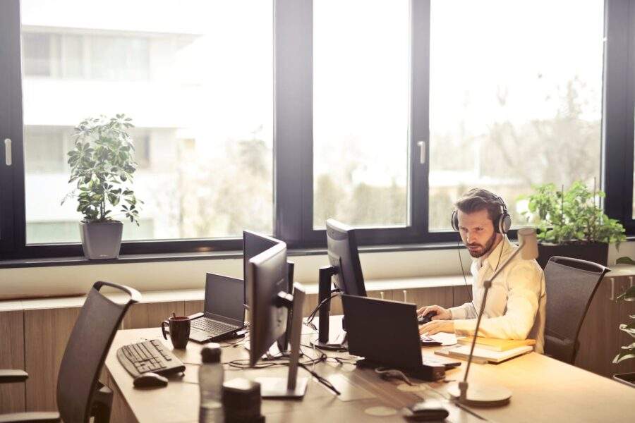 llamara un prestamista a tu empresa
